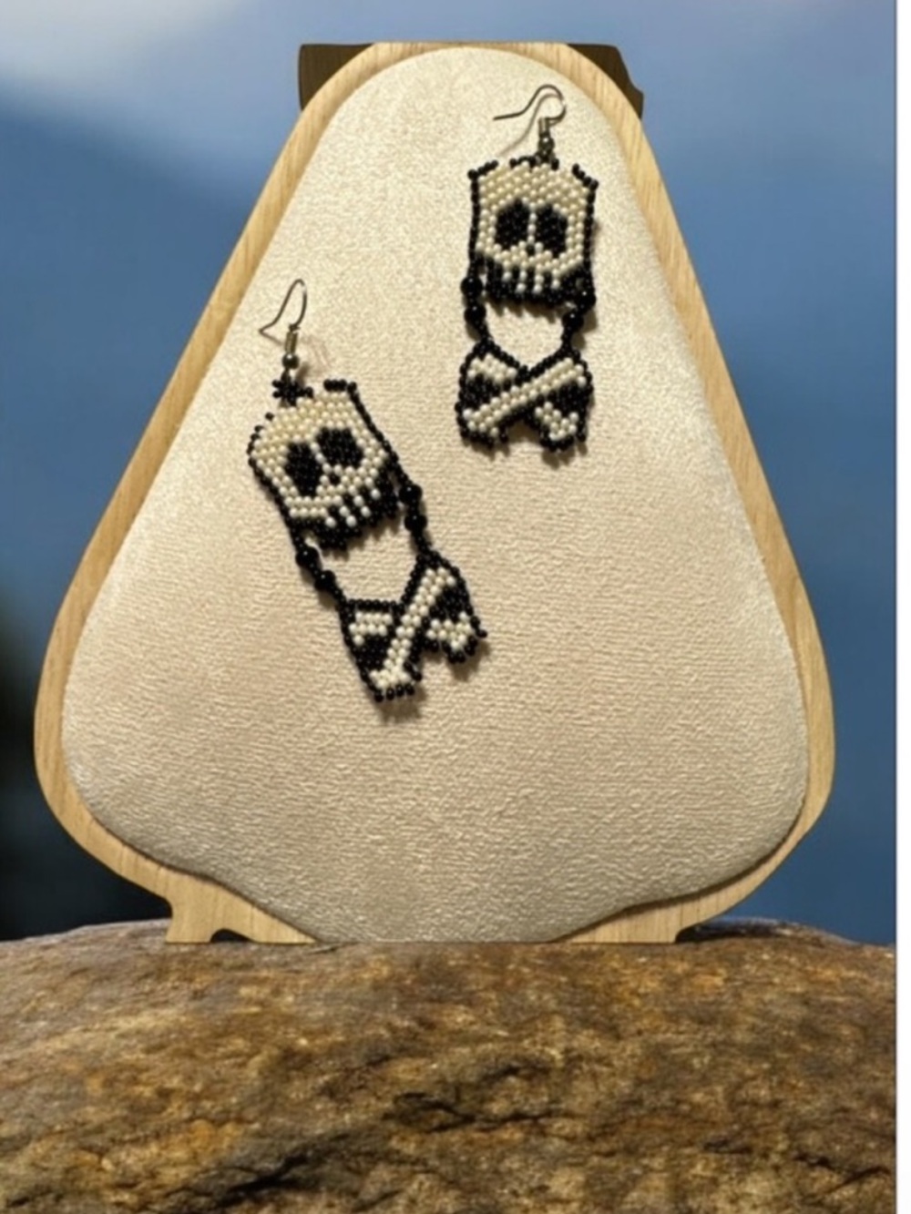 Choose your earrings - Picture 10 of 15